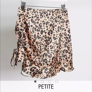Petite Satin Leopard Mini Skirt With Ruched Detail